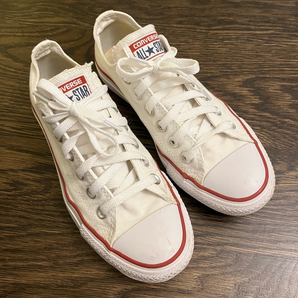 Converse Chuck Taylor Sneakers